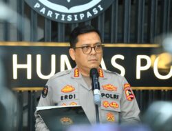 Bentuk Kepedulian, Jajaran Polri Gelar Salat Ghaib Untuk Anggota yang Gugur