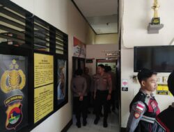 Penilaian Polsek Sekotong, Komitmen Profesionalisme Polri