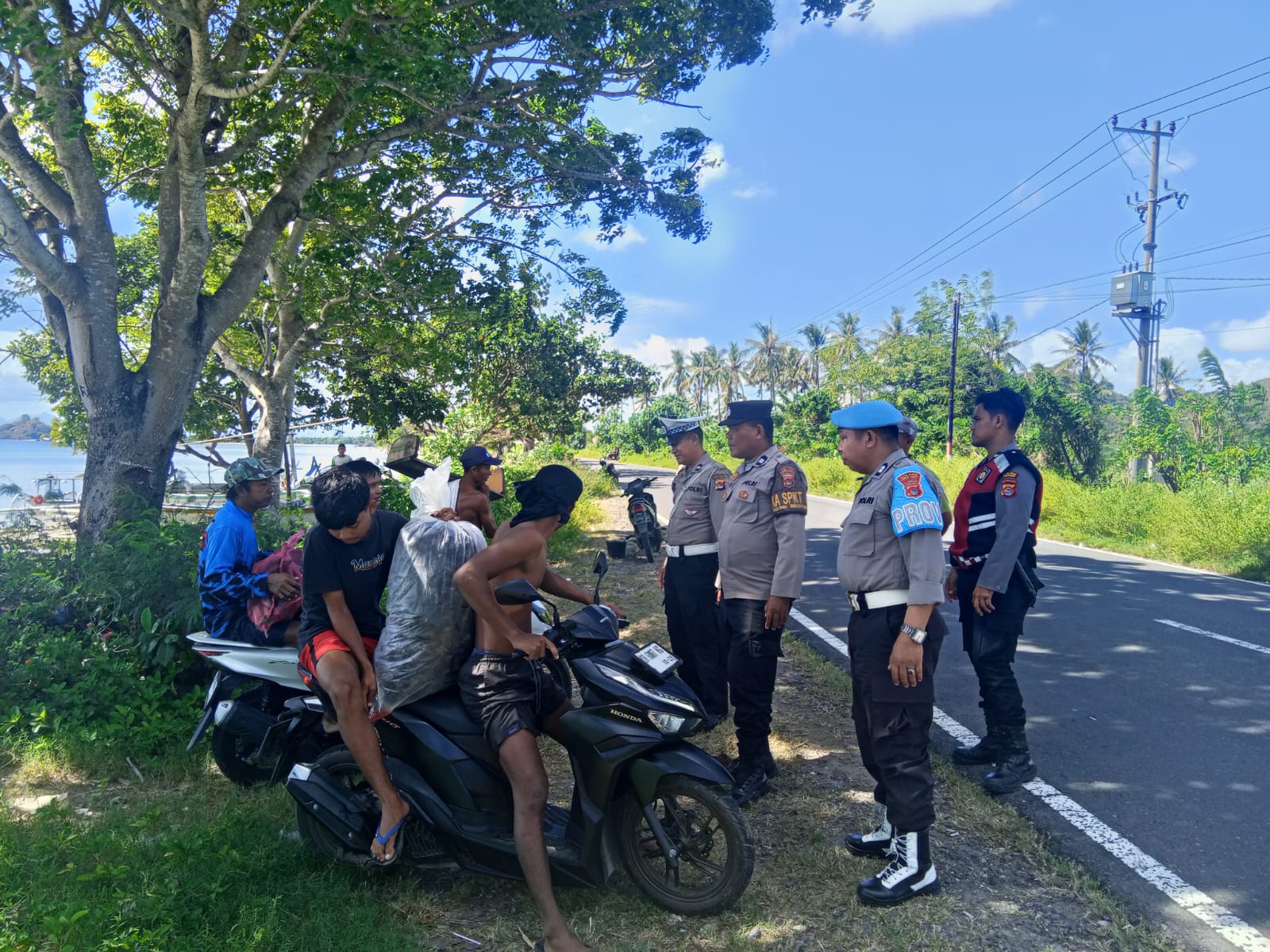 Strategi Polsek Sekotong Perkuat Keamanan Wilayah Lewat Patroli Dialogis