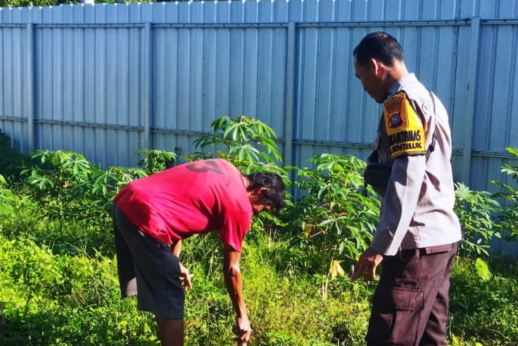 Polri Dukung Ketahanan Pangan Desa Senteluk, Lombok Barat