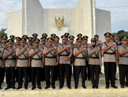 Songsong HUT Ke-79 Bhayangkara dan Bentuk Penghormatan Kepada Para Pahlawan, Kapolres Bima AKBP Eko Sutomo S.I.K.,M.I.K, Pimpin Ziarah dan Tabur Bunga di TMP Palibelo