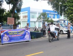 Penegakan Hukum dan Edukasi Lalu Lintas Digelar di Depan Satpas Lembar