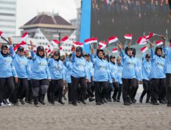 Bukti Polri Dekat Dengan Masyarakat, Berbagai Komunitas Ikut Dalam Defile HUT Bhayangkara ke-79