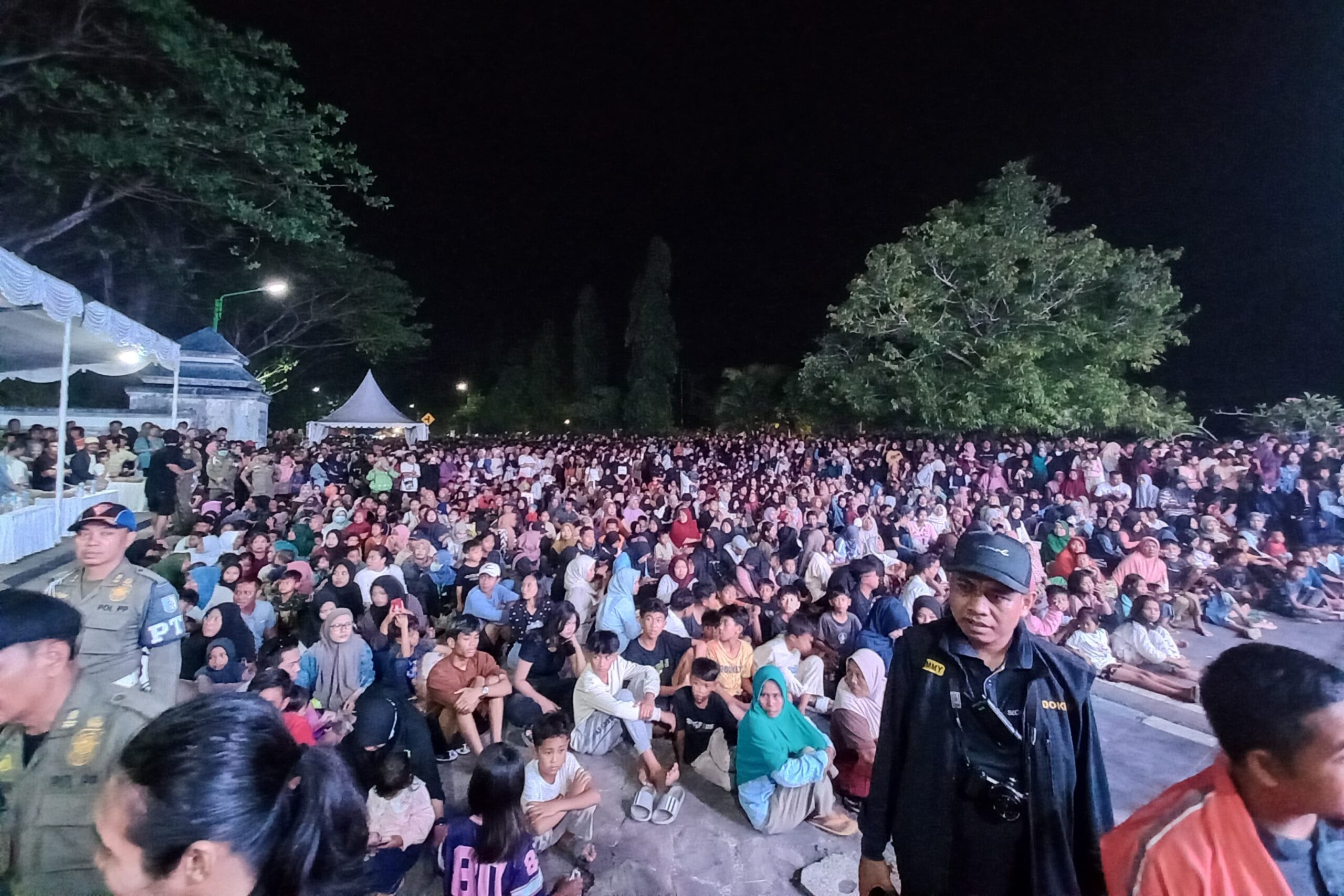 Gerung Hidup Kembali, Car Free Nite Bangkitkan Budaya dan UMKM Lokal