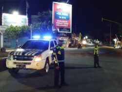 Hadir Mengayomi, Satlantas Polres Bima Gelar Patroli Malam Hari di Sejumlah Titik Rawan