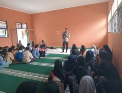 Cegah Bullying hingga Narkoba, Polisi Edukasi Ratusan Siswa SMKN 1 Kediri