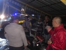 Antisipasi Banjir dan Mencegah Timbulnya Aksi Kriminalitas Polsek Woha Gelar Patroli Malam Hingga Dini Hari
