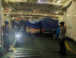 Cegah Gangguan, Polsek Kawasan Pelabuhan Lembar Intensifkan Pengamanan Kapal