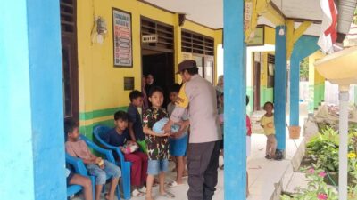 Polsek Madapangga Kawal dan Monitoring Pendistribusian MBG Bagi Ribuan Pelajar dan Kelompok B3 di Wilayah Kecamatan Madapangga