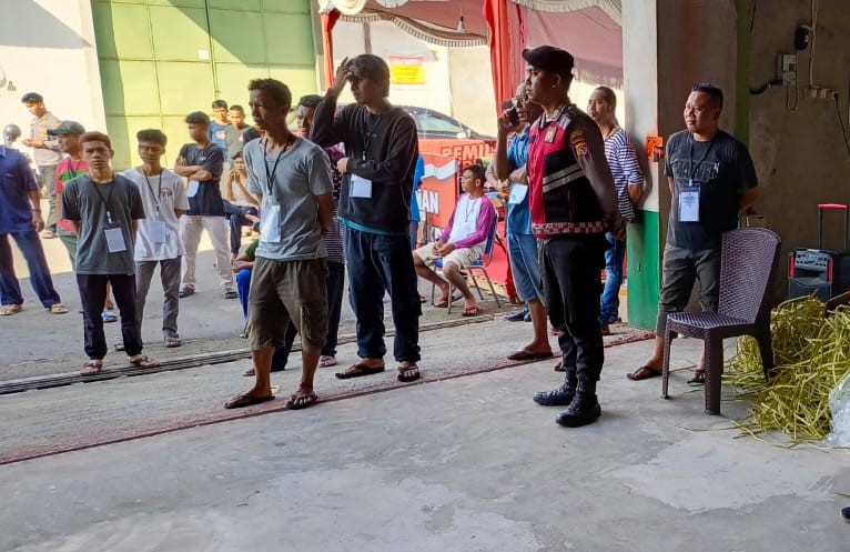 Polres Lombok Barat Amankan Penyortiran dan Pelipatan Surat Suara Pemilu 2024