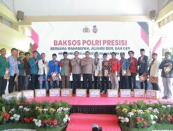 Bakti Sosial Polda NTB Bersama Mahasiswa, Ribuan Paket Sembako Dibagikan Jelang Ramadhan