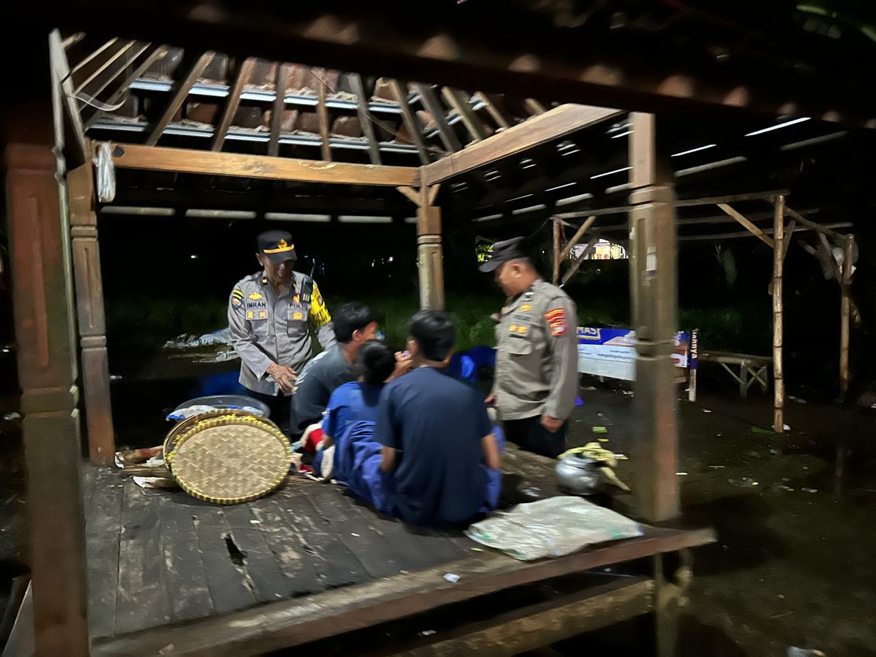 Polisi dan Warga Bersinergi, Kamtibmas Kuripan Tetap Kondusif