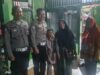 Aksi Mulia Polisi Bantu Ibu-Anak yang Kehabisan Tiket Bus Mudik