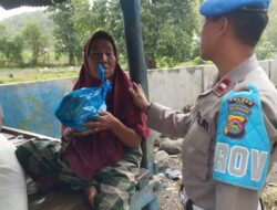 Jelang HUT Ke-79 Bhayangkara, Polsek Belo Berbagai Keberkahan Salurkan Bantuan Sembako Bagi Warga Kurang Mampu