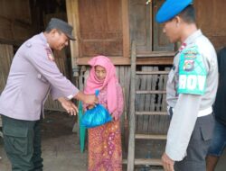 Mengisi HUT Ke-79 Bhayangkara Dengan Berbagi Polsek Belo Salurkan Bantuan Sembako Bagi Warga Kurang Mampu