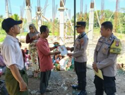 Polri Hadir untuk Masyarakat: Kapolres Lombok Barat Bantu Musholla dan Anak Yatim di Sekotong